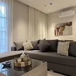 Modern Complex Apartment, Self-Check In